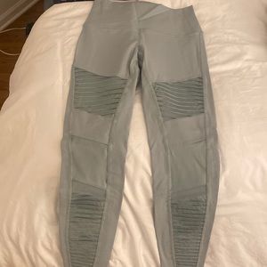 Light Blue Alo Leggings